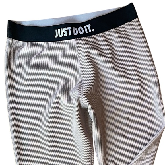 NIKE | RIBBED JUST DO IT LEGGINGS IN PUMICE LIKE NEW STRETCH WAISTBAND | LARGE - Picture 9 of 10